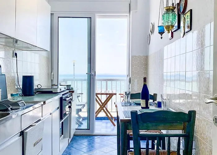 Korali Seaview Apartment, Perea Peraía