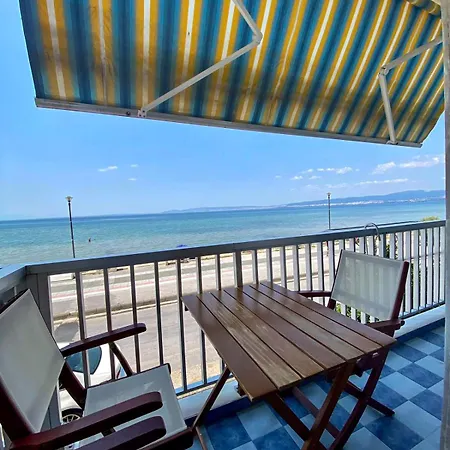 アパート Korali Seaview Apartment, Perea