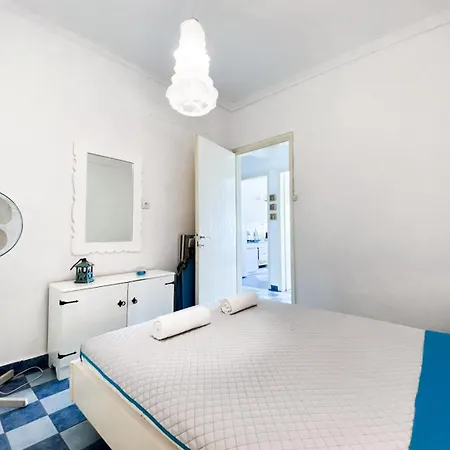 Korali Seaview Apartment, Perea Переа