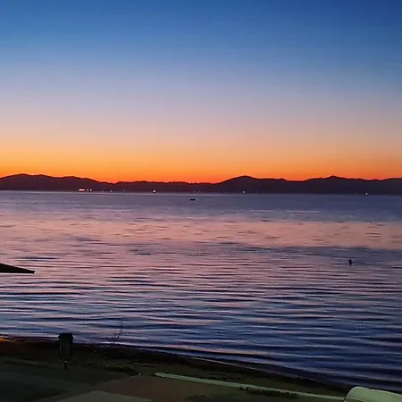 Korali Seaview Apartment, Perea * Peraía