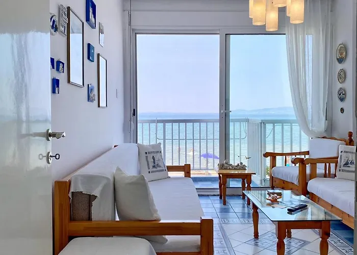 Korali Seaview Apartment, Perea Daire *