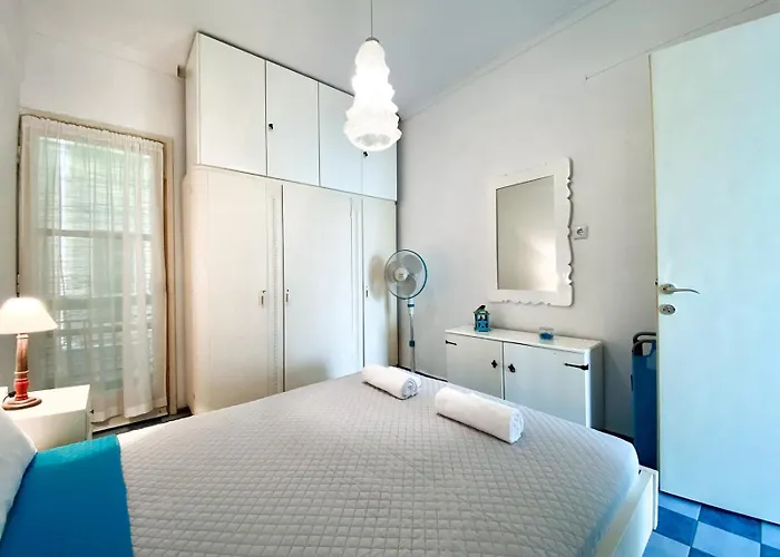 Korali Seaview Apartment, Perea *