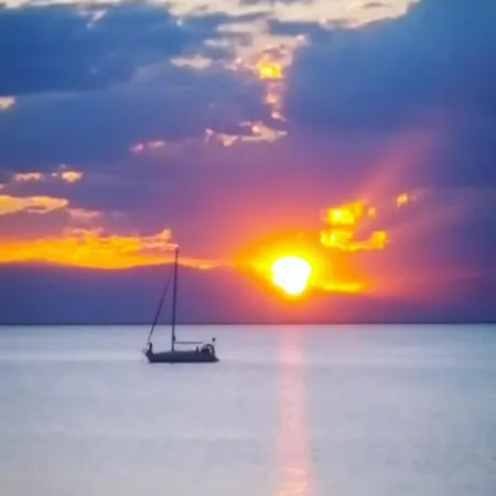 Korali Seaview Apartment, Perea * Peraía