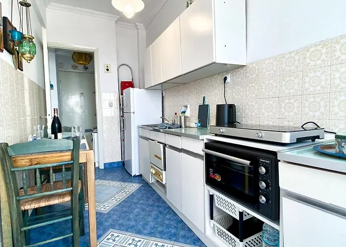 Korali Seaview Apartment, Perea * Peraía